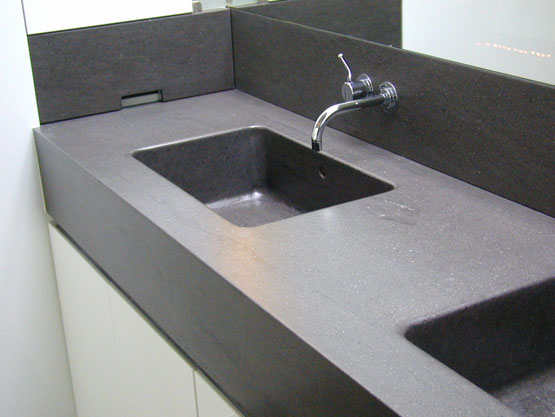 Steinmöbel und Objekte · basin · Fotoarchiv Itamar.us