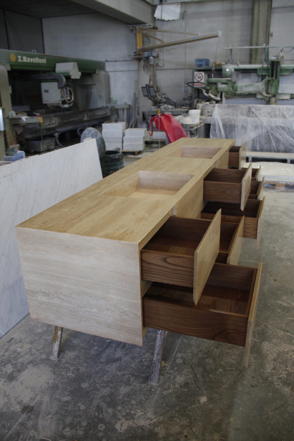 Mobilier en marbre · Vue 9