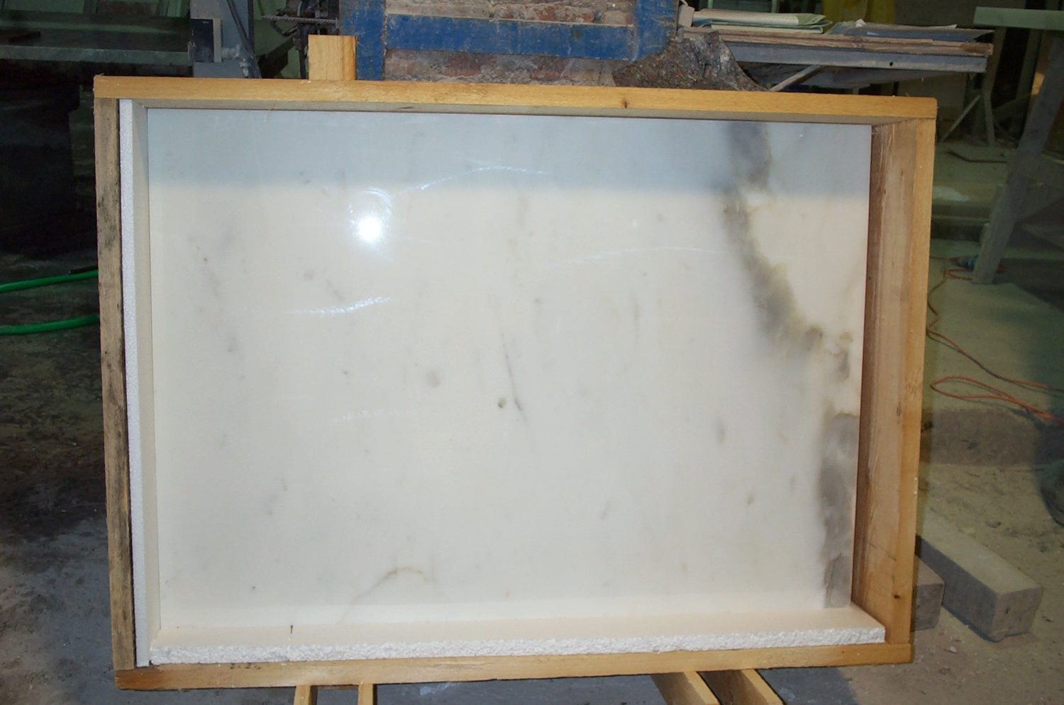 Marble kitchen worktops for a residence in Milan · View 3